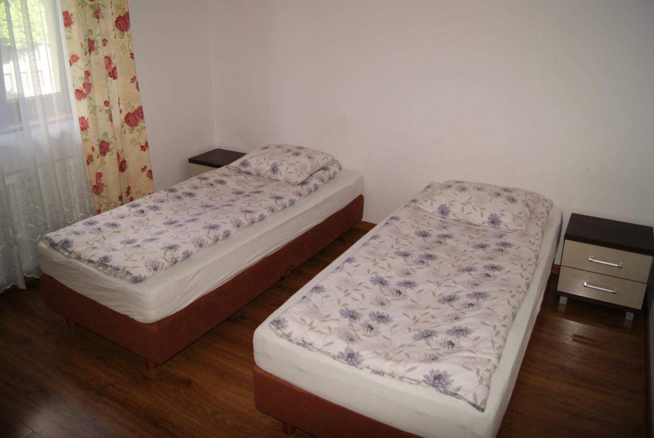 Hotel Gosciniec Klejnot Borowo Exteriér fotografie