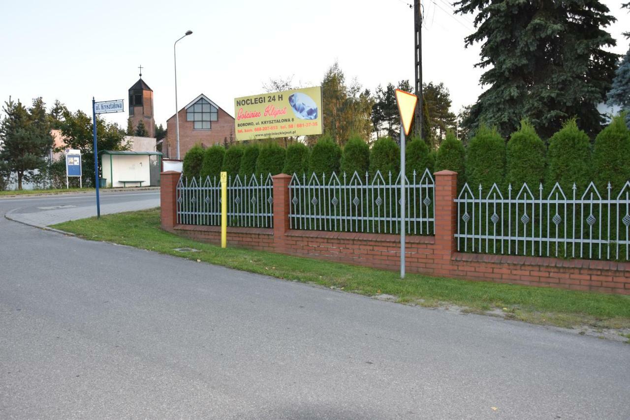 Hotel Gosciniec Klejnot Borowo Exteriér fotografie